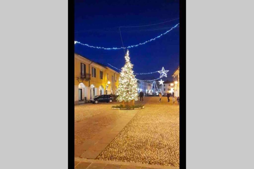 Green Appartamenti I Portici Nel Centro Storico Melzo Luaran gambar